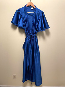 Vintage Val Mode Womens Lingerie Robe Size Medium Blue Satin Lace Trim Belted