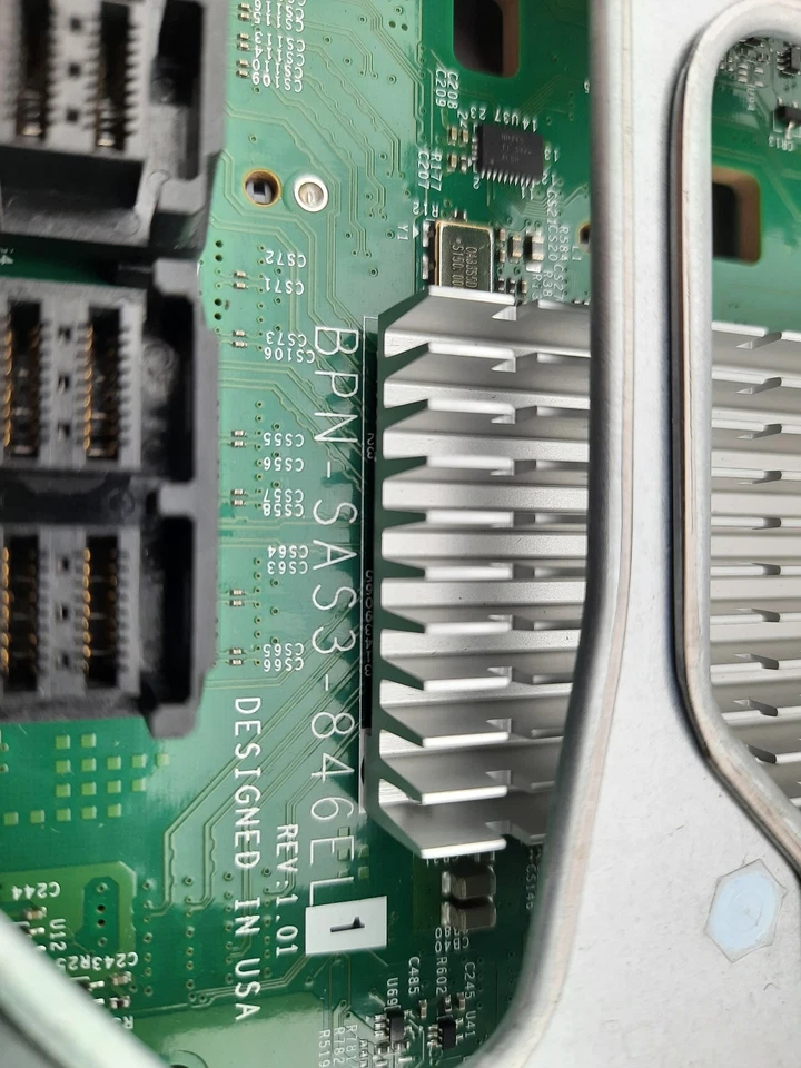 Supermicro BPN-SAS3-846EL1 SAS12G 24x SFF8643 Backplane Expander Server - Bild 1 von 4