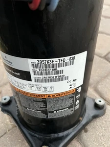 COPELAND SCROLL COMPRESSOR model   ZR57K3E - TFD - 830 Year 2016 460v   3 phase  - Picture 1 of 4