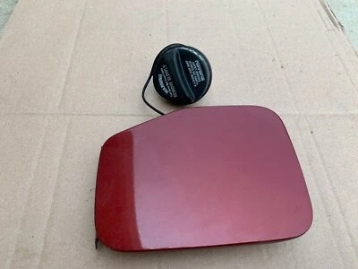 Subaru Forester XS 2009-2013 2,5 L tapa de puerta de llenado de gas combustible con tapa OEM Foto 1 de 4