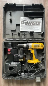 Dewalt Drill Driver Cordless W/ Case Battery Charger DW983 Parts / Repair XPR - Picture 1 of 8