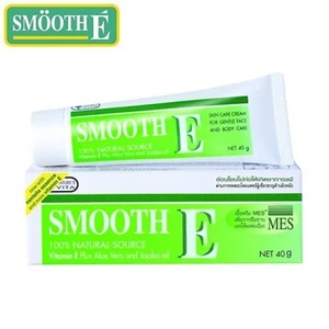40 g Smooth E Crema Vitamina E Plus Aloe Vera Cicatrices naturales manchas antiarrugas - Imagen 1 de 5