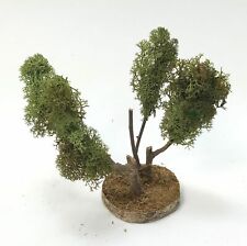Baum für Krippenstall aus Naturmaterial. Krippenbotanik. grün. 17x10x16 cm.