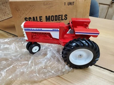 Scale Models 1/16 White Oliver 1855 Narrow Front Red - Image 1 of 4