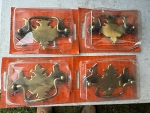 4 NOS Vintage Neu Chippendale Stil Schublade Drop Bail Pull 3" Center Amerock - Bild 1 von 3