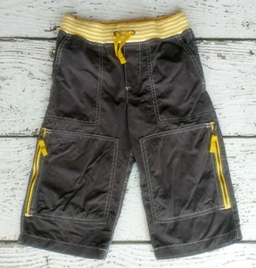 MINI BODEN 6 Boys Gray Yellow Tecnho Cargo Shorts, Elastic Waist  EUC  6 - Picture 1 of 4