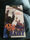 Big and Hairy 2000 VHS Fantasy Richard Thomas Bigfoot Sasquatch spielt Basketball