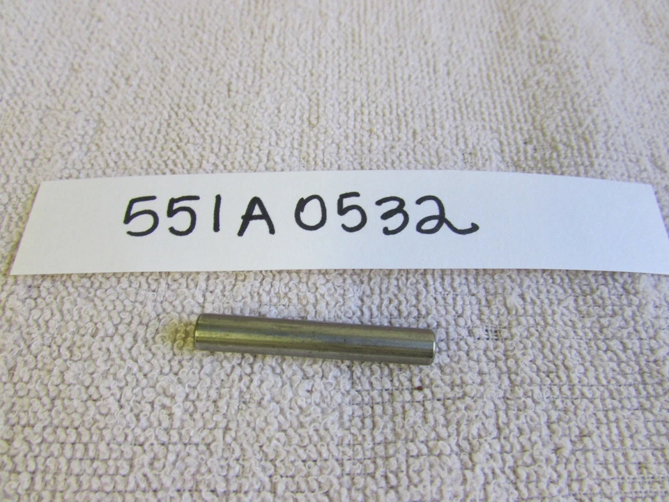 PIN DE PASADOR GUÍA CADENA LEVA KAWASAKI KZ400 KZ440 KZ 400 440 5X32 551A0532 NUEVO DE STOCK Foto 1 de 1