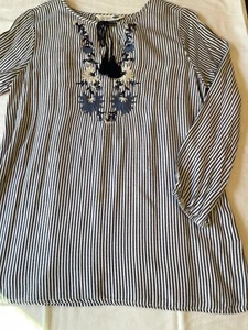 Old Navy Bohemian Style Blouse - Picture 1 of 4