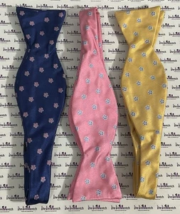 Brooks Brothers "3er-Set" Fliege mit Blumenmuster (neu - kleine Mängel) - Bild 1 von 4