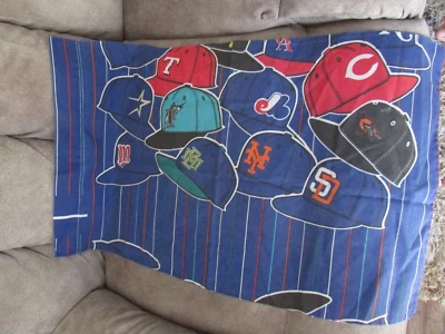 Funda de almohada de béisbol MLB vintage sombreros de equipo logotipos Foto 1 de 2
