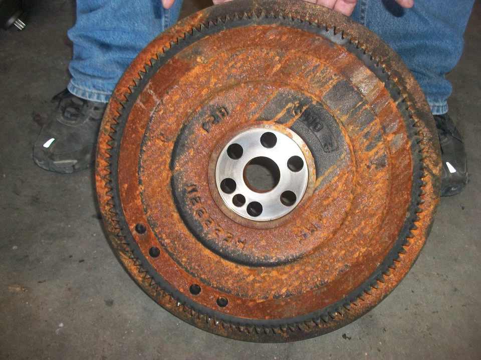 Sterling 360 2007 motor Mitsubishi Fuso 4m50 carcasa volante Me222211 Foto 1 de 1