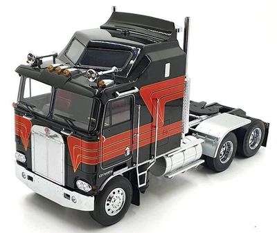 KK Scale Road Kings 1/18 Scale RK180142 - Kenworth K100 Aerodyne 1976 - Black - image 1 of 4