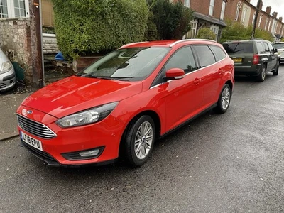 Ford Focus 1.5 Diesel Estate Zetec - Image 1 of 4
