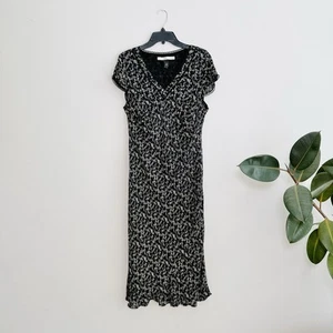 90’s Y2K Fairy Black 100% Silk Floral Midi Dress Whimsigoth Dainty Sz 18/20 - Picture 1 of 6