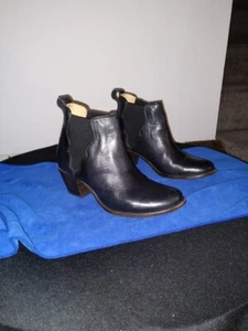 Frye Chelsea Stiefeletten, Größe 6,5, gebraucht, in einwandfreiem Zustand - Bild 1 von 5