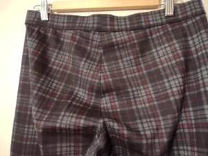 Simply Vera Wang Women's Plaid Leggings Size L  Stretch Skinny Black Grey Red - Picture 1 of 3