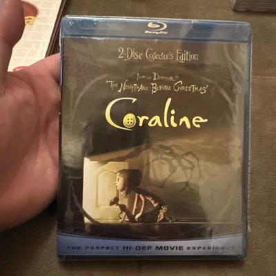 Coraline (диск Blu-ray, 2009, набор из 2 дисков, коллекционное издание) - Изображение 1 из 3