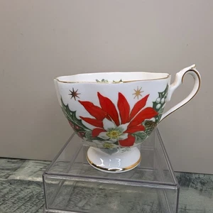 Fine Bone China Queen Anne Noel Teetasse mit weihnachtlich vergoldetem Weihnachtssternfuß - Bild 1 von 7