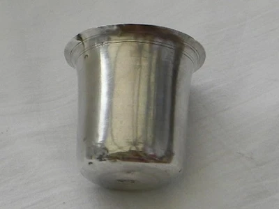 Timbale gobelet en argent poinçon Vieillard 1er Titre. - Photo 1/4
