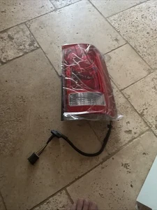 🇺🇸 Honda Pilot 2009-2015 Tail Light Brake Lamp Assembly Passenger Side OEM - Picture 1 of 2