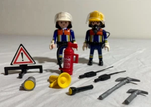 Playmobil Feuerwehr Figuren Set - Neu und Retro - 9 Figuren inklusive Zubehör - Bild 1 von 19