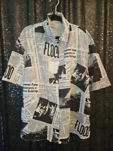NEU Kinder Größe Medium Zeitungsdruck Design Button-Down Bluse Gr. Stop-dx654 - Bild 1 von 9