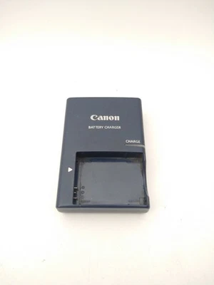 Cargador de batería OEM Canon CB-2LX para batería NB-5L, NB-5LH Foto 1 de 2