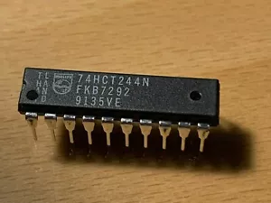 PHILIPS IC - 74HCT244N TRISTATE BUFFER 20 PIN DIP NON-INVERTING . - Picture 1 of 3