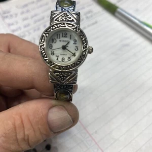 Gothic abalone bangle watch new battery running - Picture 1 of 5