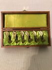 VINTAGE SET OF 6 SOLID BRASS DOUBLE LEAF NAPKIN RINGS IN GREEN SATIN LINED BOX