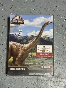 Jurassic World: Legacy Collection - Diplodocus 56" Inch Figure - Picture 1 of 5