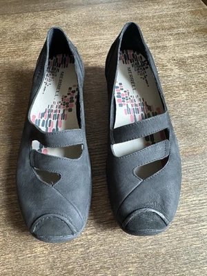 Merrell Gabriella Black Mary Jane Shoes Womens 8 Comfort Slip On Cut Out Suede - Image 1 of 4