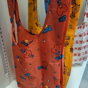 BT21 ESTÁNDAR BAGGU BTS - Imagen 1 de 23