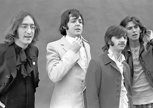 The Beatles monochrom Fotodruck 05 (A4 Größe - 210 x 297 mm - 8,5"" x 11,75 - Bild 1 von 2