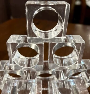 Vintage 70er Mod quadratische durchsichtige LUCITE SERVIETTENRINGE 8er Set - Bild 1 von 6