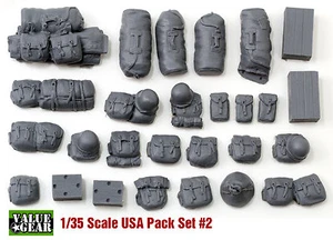 1/35 USA WWII Pack Set #2 - Value Gear Resin Stowage- 25 Pieces - Picture 1 of 3