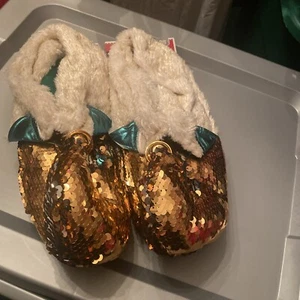 Holiday Time ELF Slippers Fuzzy Gold Silver Christmas Sequin Men Women L/XL 9-11 - Picture 1 of 7