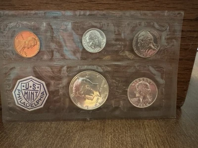 (1) 1964 US SILVER Proof Set in Original Packaging *ACCENTED HAIR* Kennedy Half - Image 1 of 4