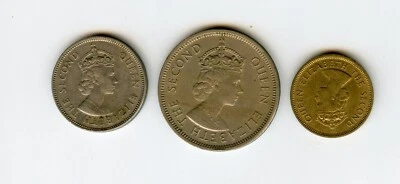 Hong Kong QE2 (3) coins:  $1  (1960), 50 cents (1965), 10 cent (1974)  - Image 1 of 2