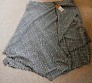 Increíble falda gris asimétrica Hush - dobladillo deshilachado - talla 16 - totalmente nueva - Imagen 1 de 2