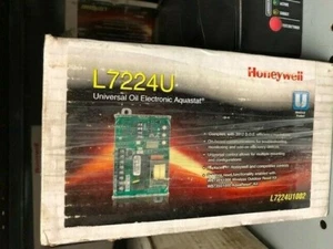 Honeywell Universal Electronic Aquastat® Controller Mfg. #: L7224U1002 - Picture 1 of 1
