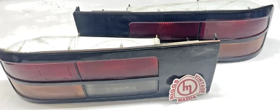 Lanternas traseiras do Mazda Rx7 FC S4 1986 - 1988 - Imagem 1 de 4