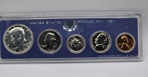 1967 UNITED STATES MINT SPECIAL MINT SET WITH ORIGINAL GOVERNMENT PACKAGING - Picture 1 of 7