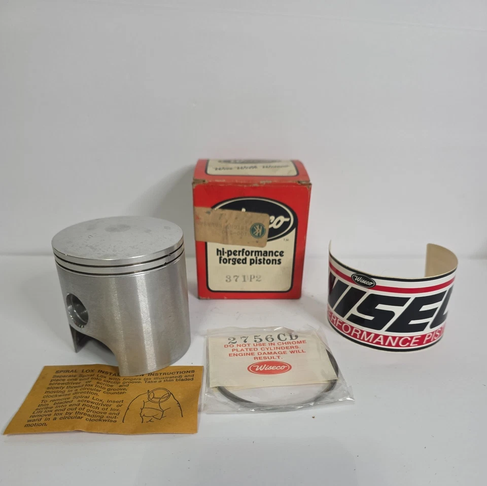 Pistón y anillos y circlips vintage Wiseco Kawasaki KX250 73-74 .020" .50 MM 371P2 Foto 1 de 1