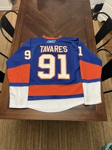 Vintage Reebok New York Islanders John Tavares Hockey Jersey Size 50 - Picture 1 of 6