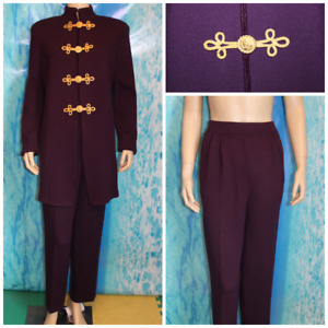 St. John Collection knits Plum Purple Jacket Pants L 12 10 2pc Suit Gold Buttons