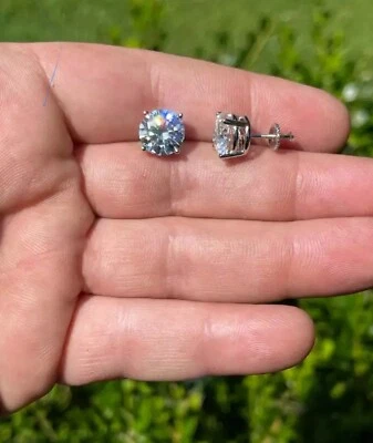 Brincos de solitário 8,00 quilates TW Lab Created corte redondo VVS1/D parafuso traseiro 9 mm - Imagem 1 de 4