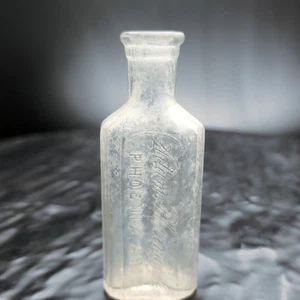 Botella antigua de vidrio en relieve para medicamentos Adams Pharmacy Phoenix AZ - Imagen 1 de 7