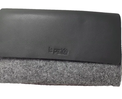 全新 La Prairie 灰色磁性人造皮革翻盖化妆品化妆手拿包 — 第 1/4 张图片